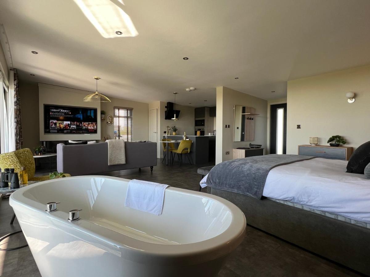 Loudoun Mains Luxury Lodges Newmilns Dış mekan fotoğraf