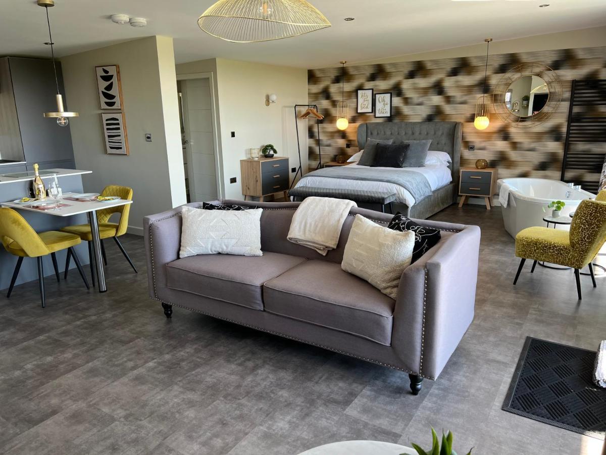 Loudoun Mains Luxury Lodges Newmilns Dış mekan fotoğraf